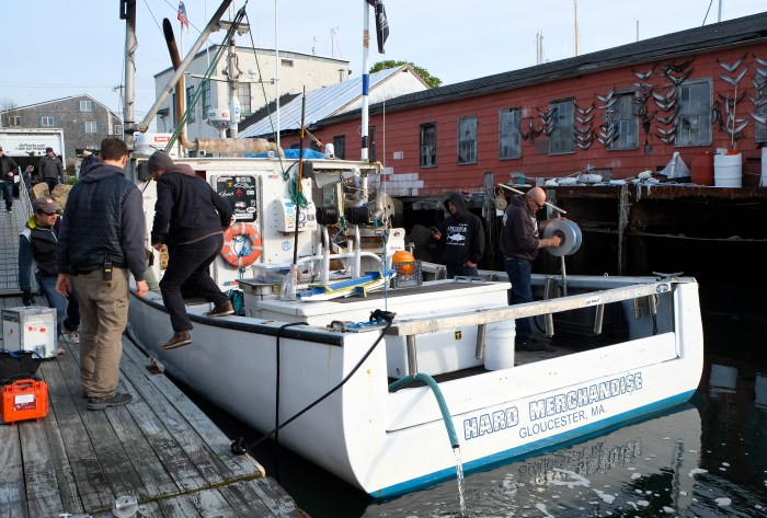 Dave Marciano Wicked Tuna Hard Merchandise -16 copyright Kim Smith