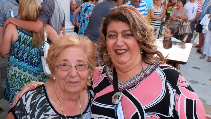 Giovanna and Mayor Romeo Theken copyright Kim Smith 2016