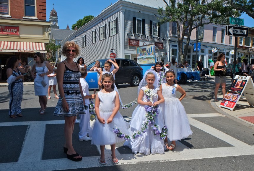 SAINT PETER'S FIESTA 2016 GLOUCESTER PROCESSION Kathy Numerosi Rodary children copyright Kim Smith
