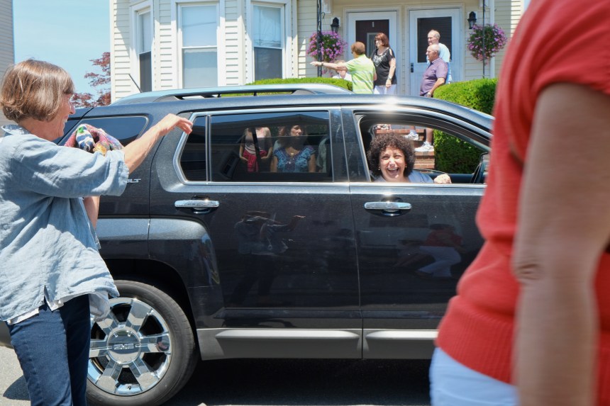 SAINT PETER'S FIESTA 2016 PROCESSION Juni VanDyke Lucia Sheehan copyright Kim Smith