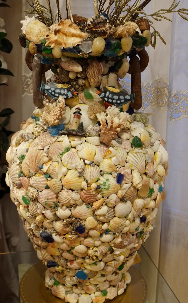 Shell art copyright Kim Smith