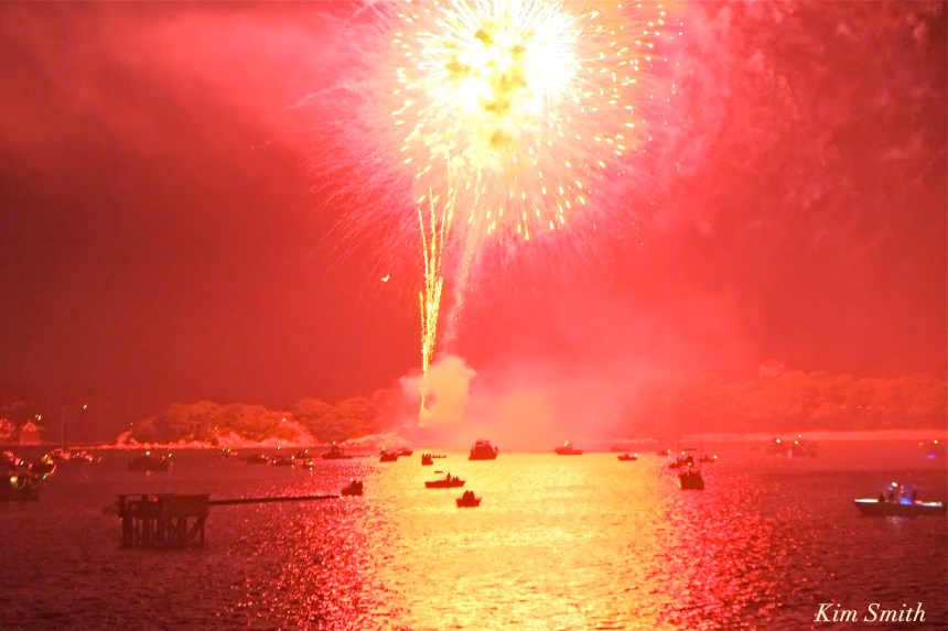 Gloucester Fireworks July 4 2016 -9 copyright Kim Smith