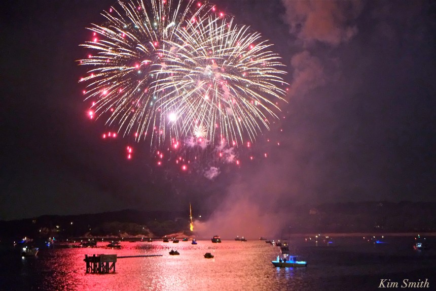 Gloucester Fireworks July 4 2016 -7 copyright Kim Smith
