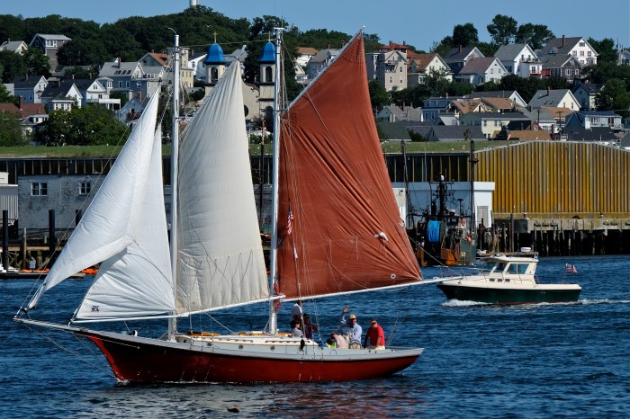 gloucester-schooner-festival-2016-schooner-eileen-marie-our-lady-of-good-voyage-church-copyright-kim-smith