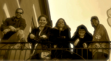 liz-frame-and-the-kickers