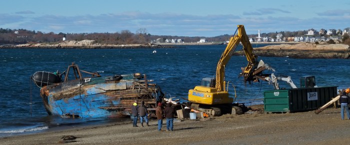 blue-ocean-dragger-shipwreck-gloucester-ma-11-copyright-kim-smith