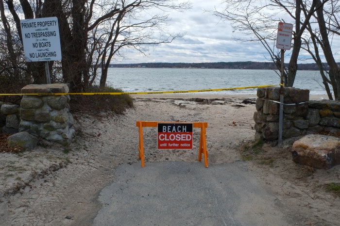 blue-ocean-dragger-shipwreck-gloucester-ma-niles-beach-closed-copyright-kim-smith