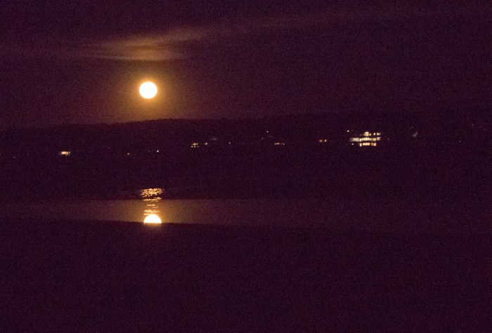 super-moon-over-thurston-pt-1040344-2
