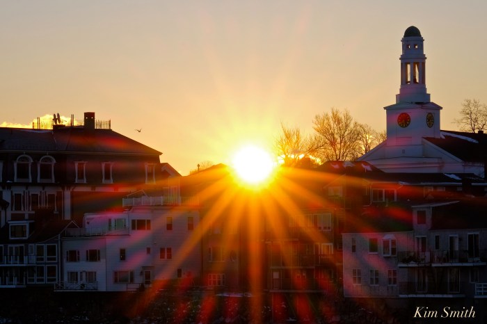 rockport-congregational-church-sun-rays-copyright-kim-smith