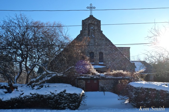 st-anthonys-chapel-snowstorm-gloucester-ma-copyright-kim-smith