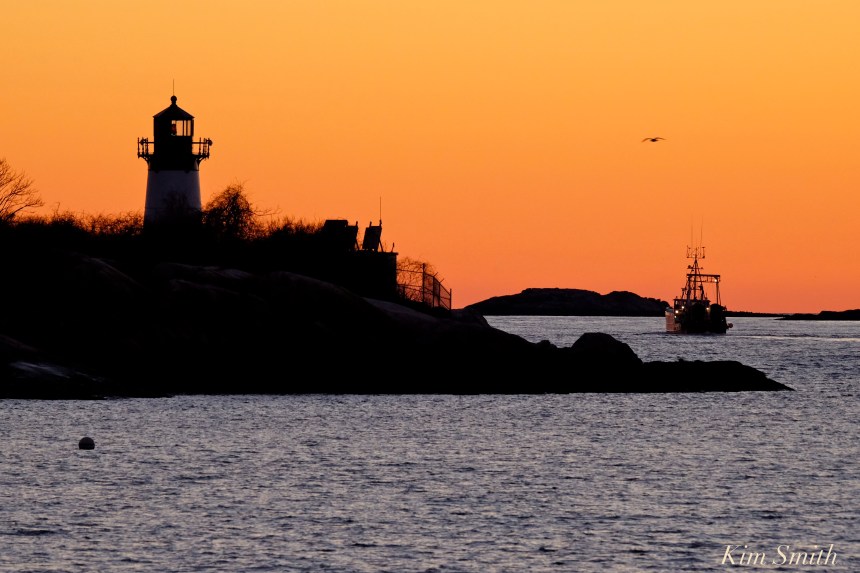 ten-pound-island-lighthouse-gloucester-massachusetts-copyright-kim-smith