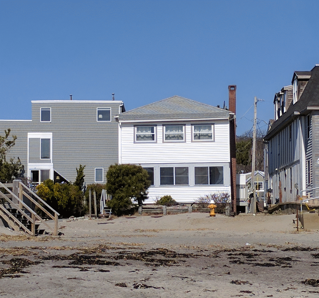 Long Beach animation front row cottages beach appeal 1 of 2