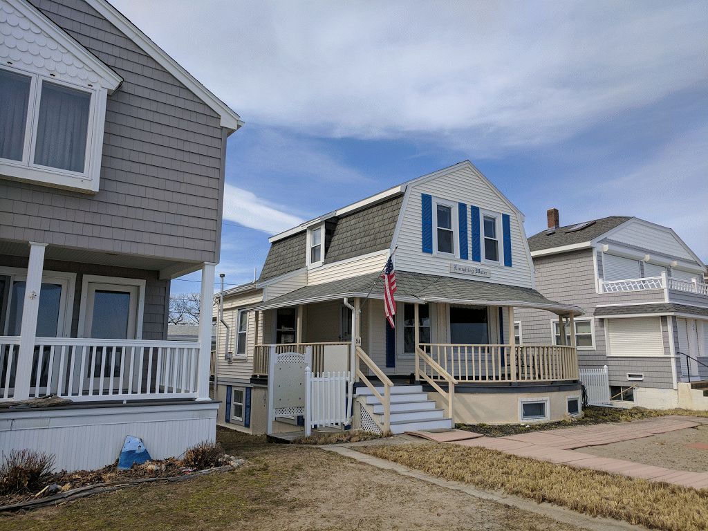Long Beach cottages from the boardwalk 2 of 3