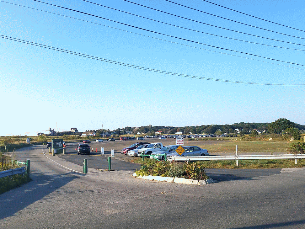 cars streaming in for 2017 Sept 24 Lone Gull 10K
