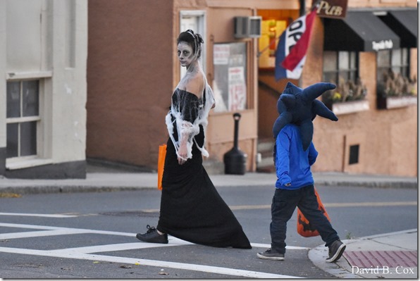2017 11 3 17 Walks & Haloween 201