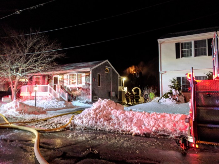 GLOUCESTER MA HOUSE FIRE LONG BEACH ROAD IMG_20180108_195053 © cryan