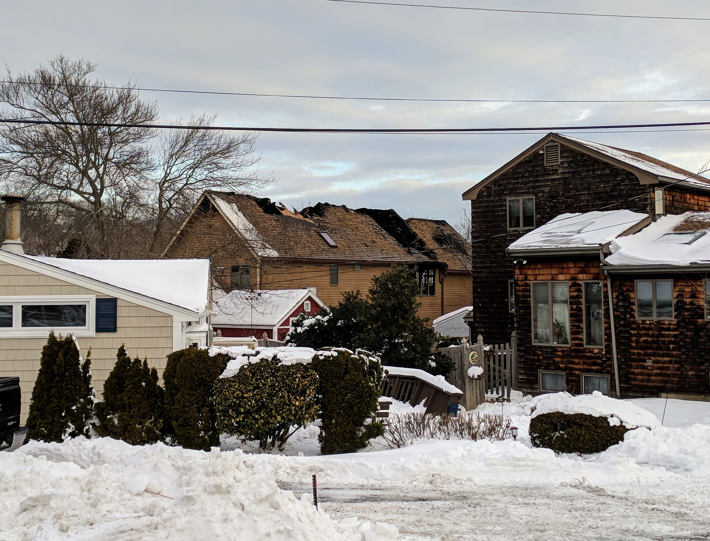 Long Beach Road house fire Gloucester MA Winter 2018 © c ryan_080544