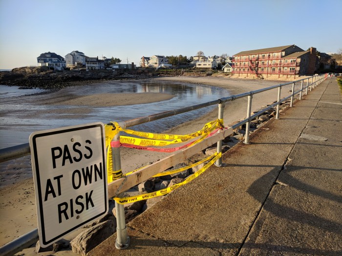 Pass at own risk Long Beach seawall after winter storms May 2 2018 ©c ryan.jpg