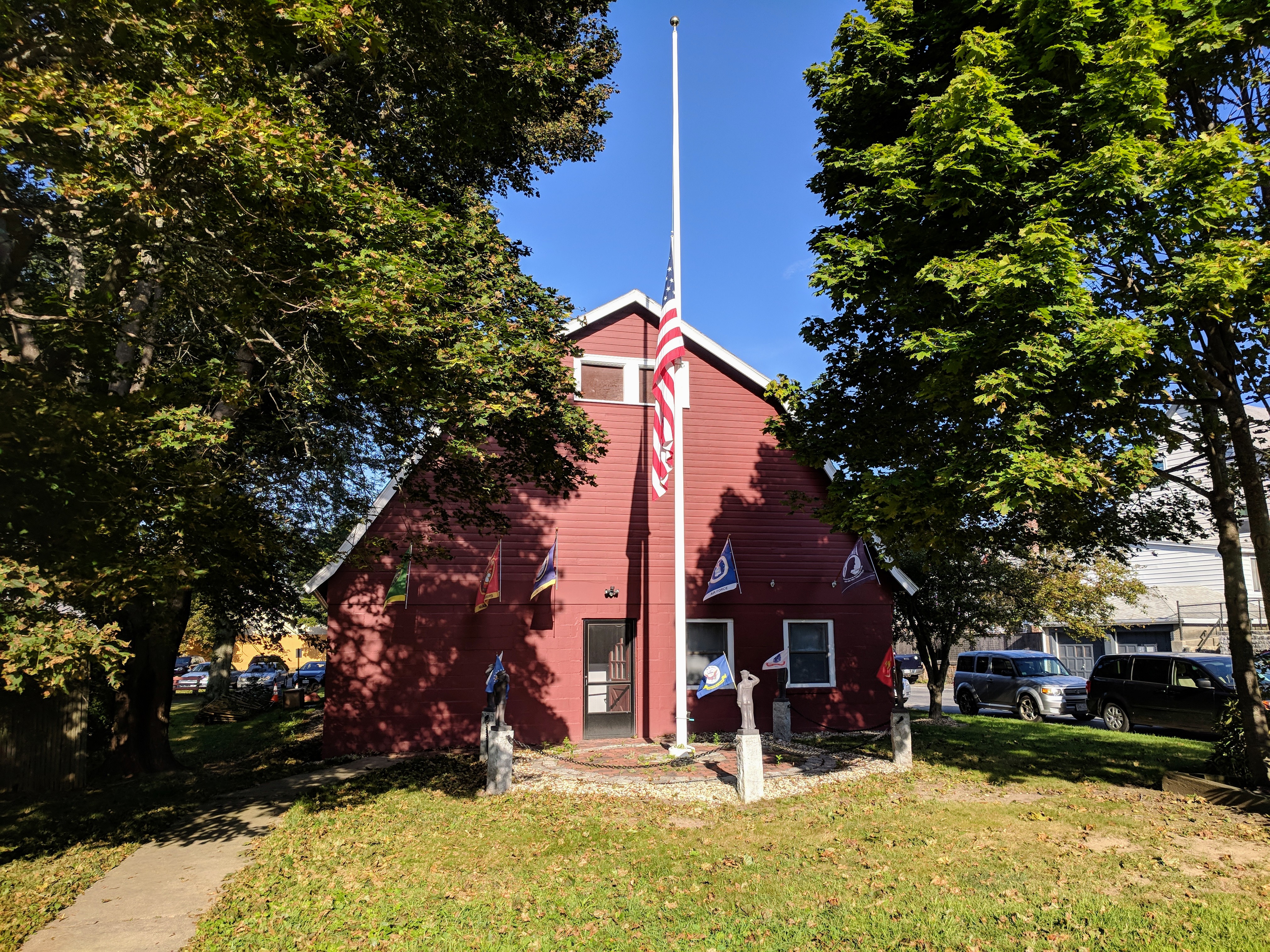 BEFORE siting  eagle carving from Camerons _Major Fred W Ritvo Veterans Center_Cape Ann Veterans Services_ Gloucester Massachusetts_20180831_© c ryan  (2).jpg