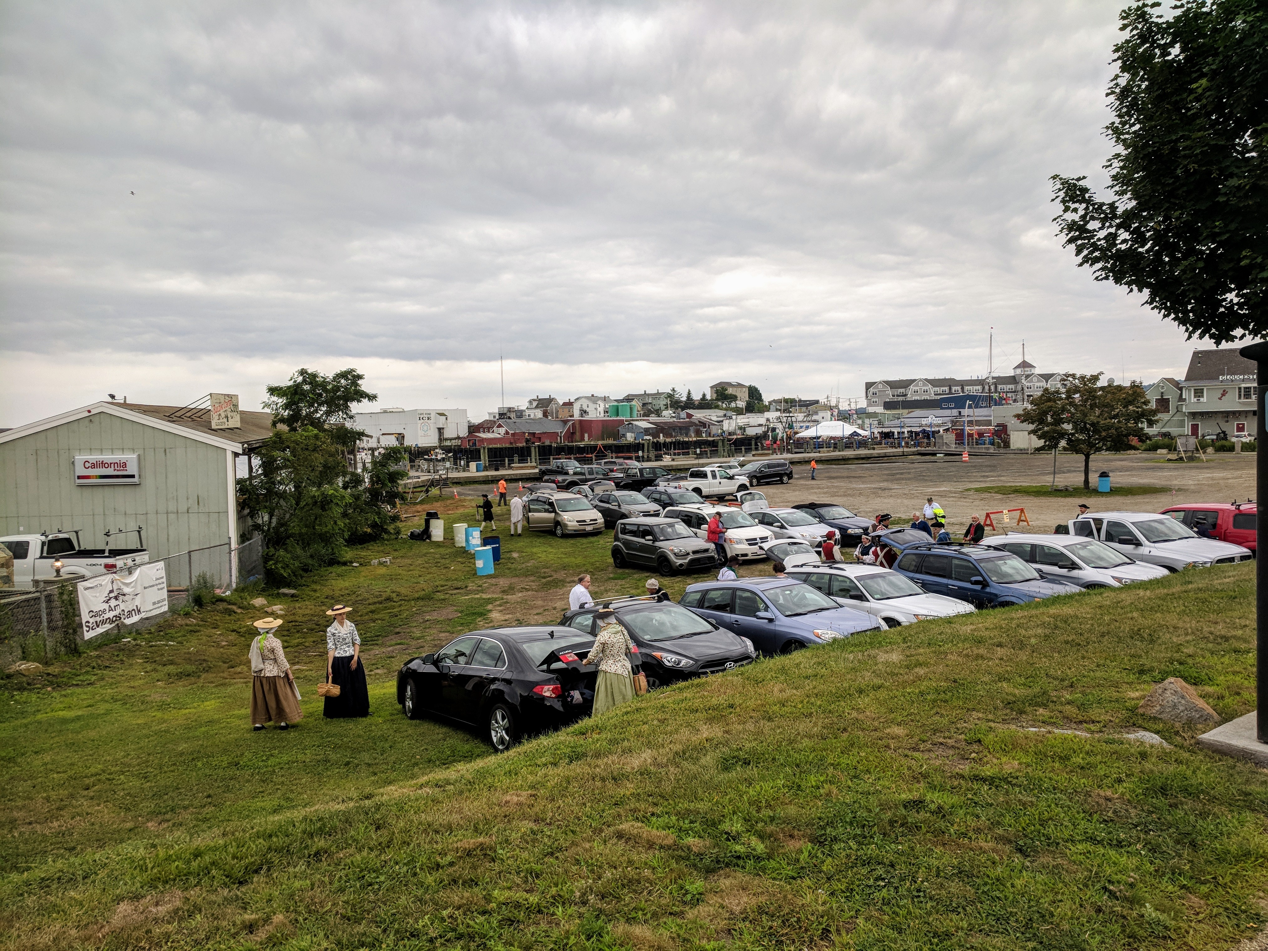 Landing of reenactors_First Battle of Gloucester Reenactment _20180811_c ryan