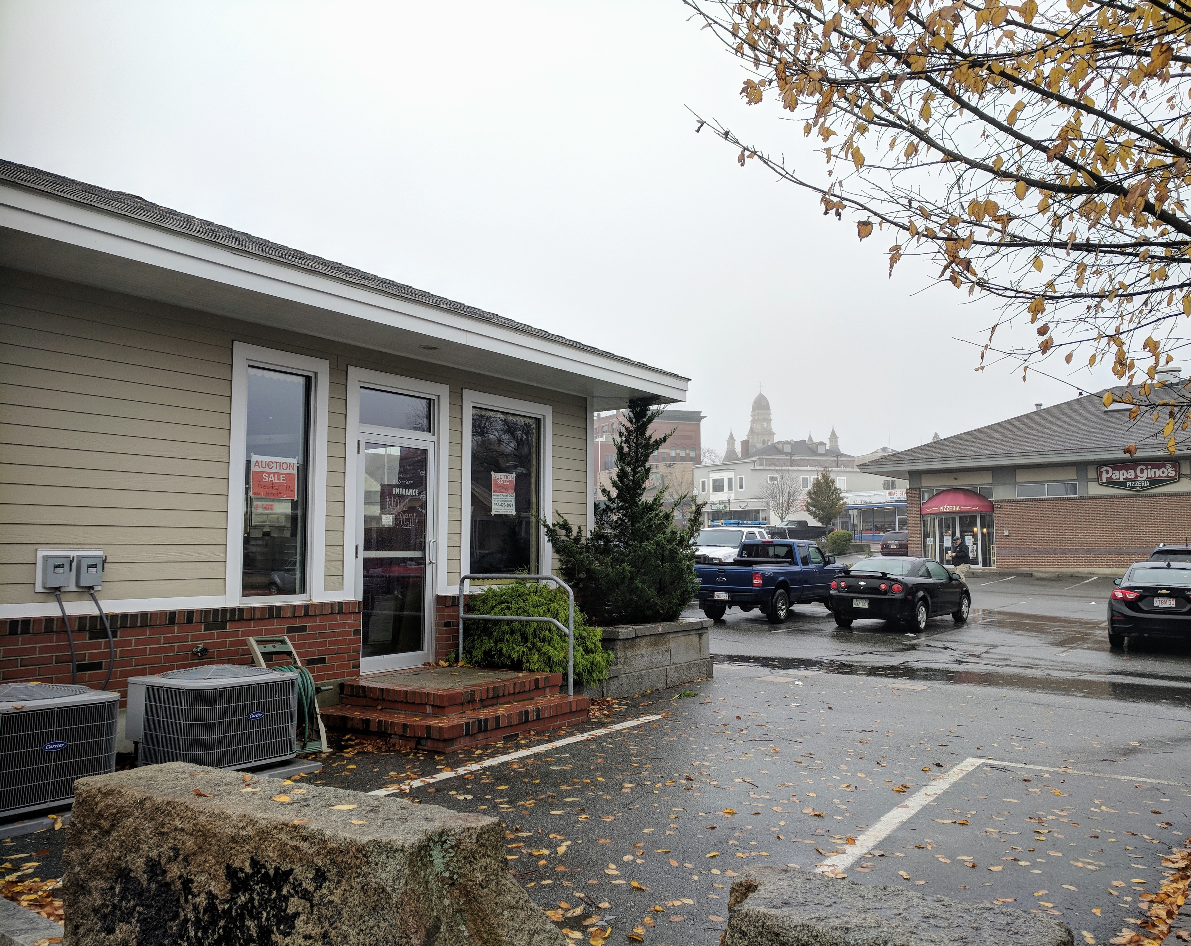 Orange Leaf soft serve francise Gloucester MA shuttered _content auction_20181106_ was open 2013-partial 2018 © C Ryan (2).jpg