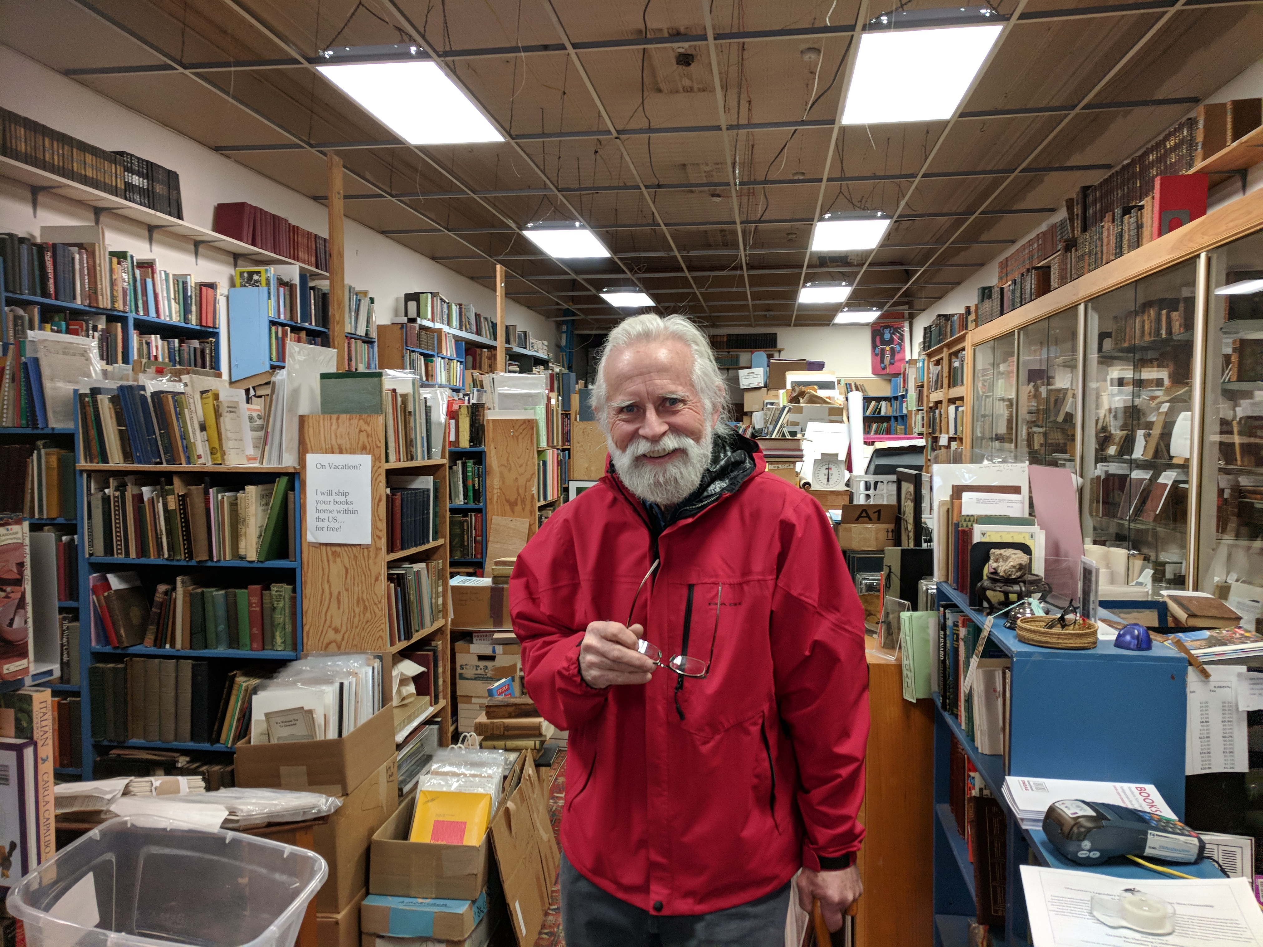 portrait of BOB RITCHIE_used and rare books dealer_on his last day as bricks and mortar owner legendary Dogtown Books_Gloucester Ma_20181119a_© c ryan