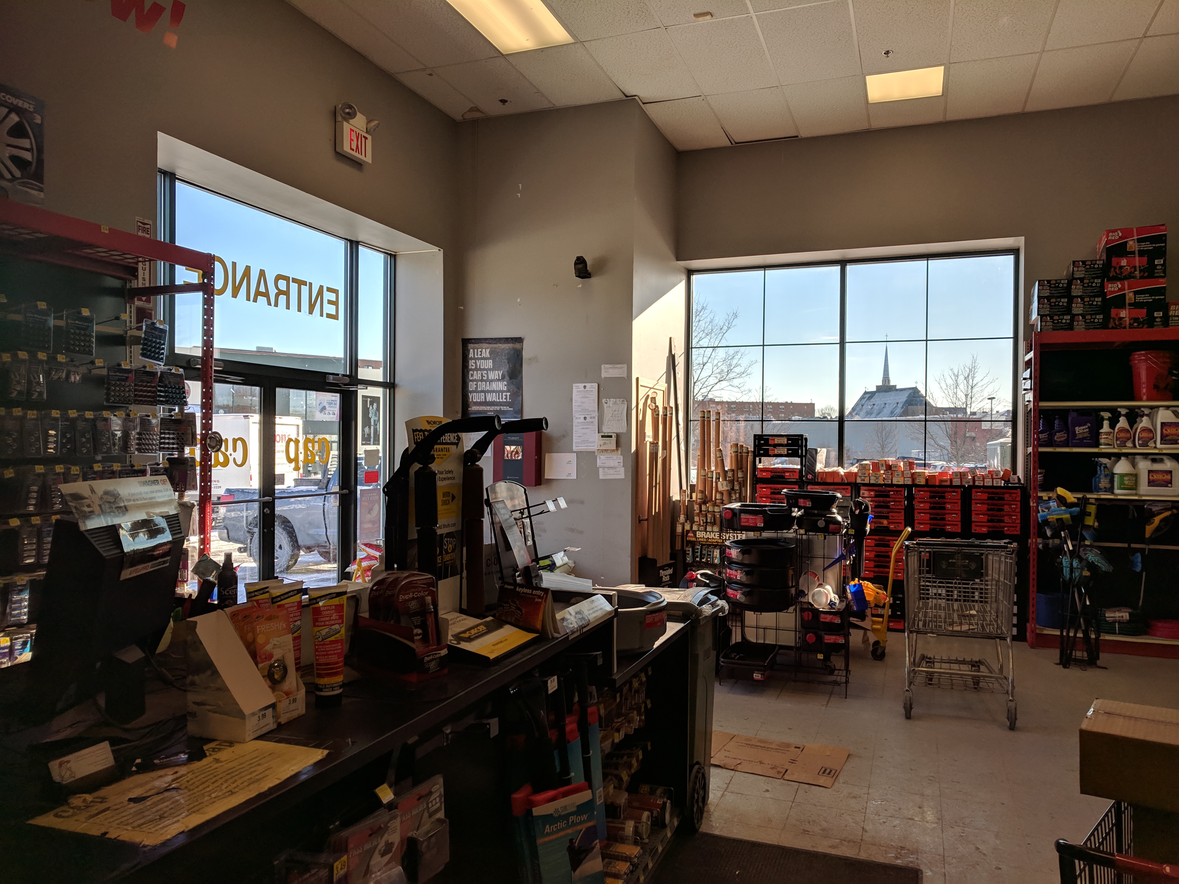 Shop with a View_ easy to find in Gloucester Mass_Consumer Auto Parts Whistle Stop Way_20190219_© catherine ryan.jpg
