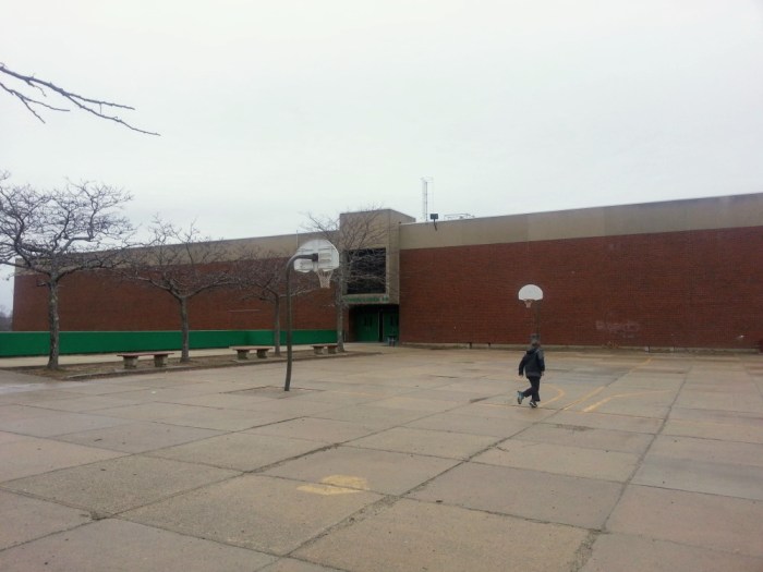 ideal-canvas-for-murals-by-former-alums-now-emerging-artists-art-school-grads-omaley-innovation-middle-school-gloucester-mass-feb-3-2016-c2a9c-ryan_100917-14