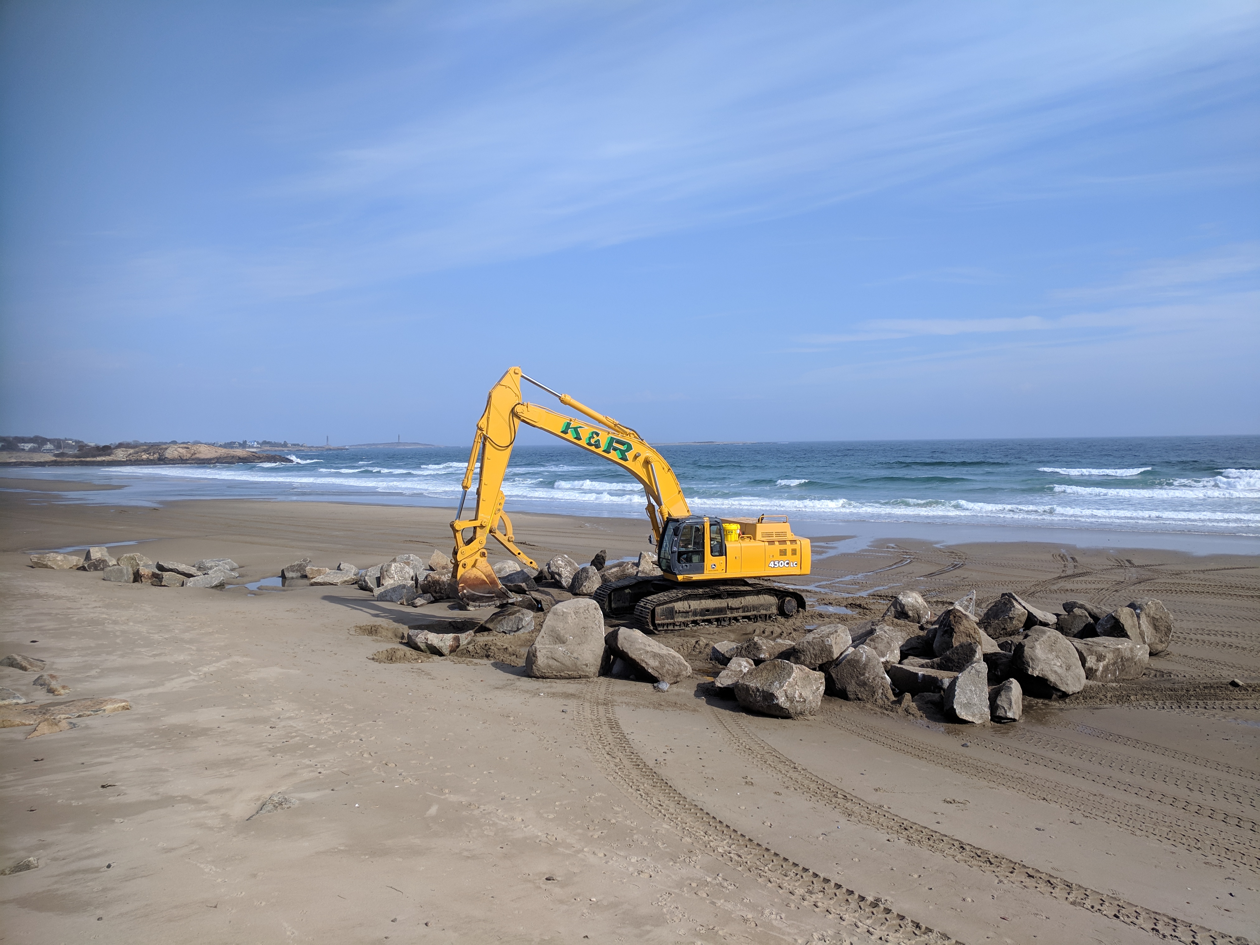 Long Beach seawall Gloucester Rockport Ma_20190315_© cryan