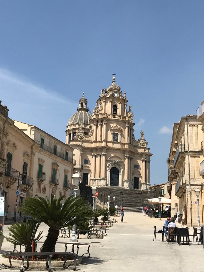 9DF70242-21F7-4C52-83E0-C8165EAC689F