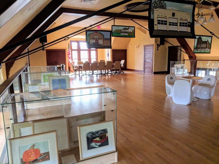 Installation View Once upon a Contest Cape Ann Reads at TOHP Burnham Essex_20190430_© c ryan.jpg