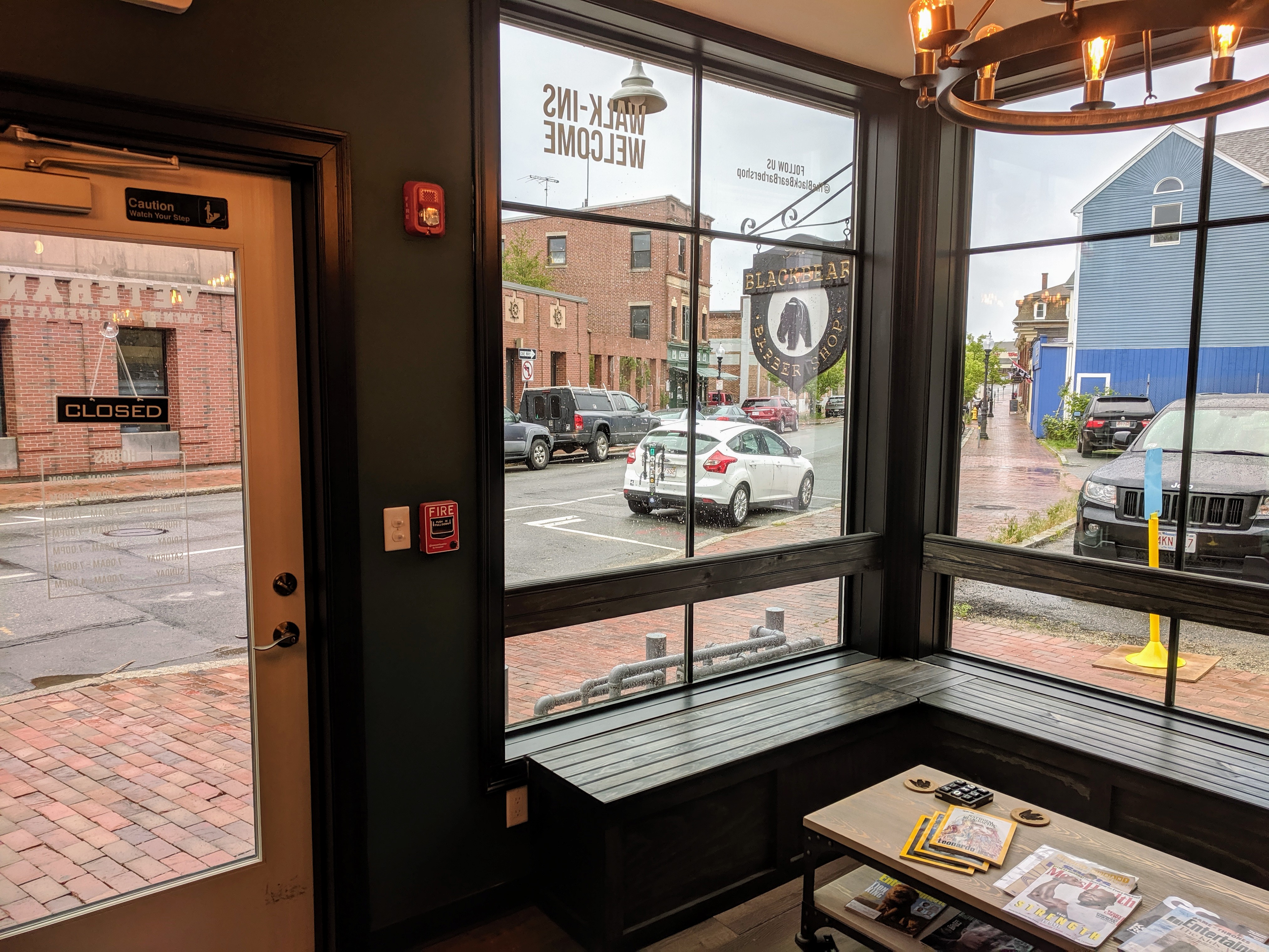 black bear barber shop_old school and modern vibe_20190528_man cave © c ryan (3).jpg
