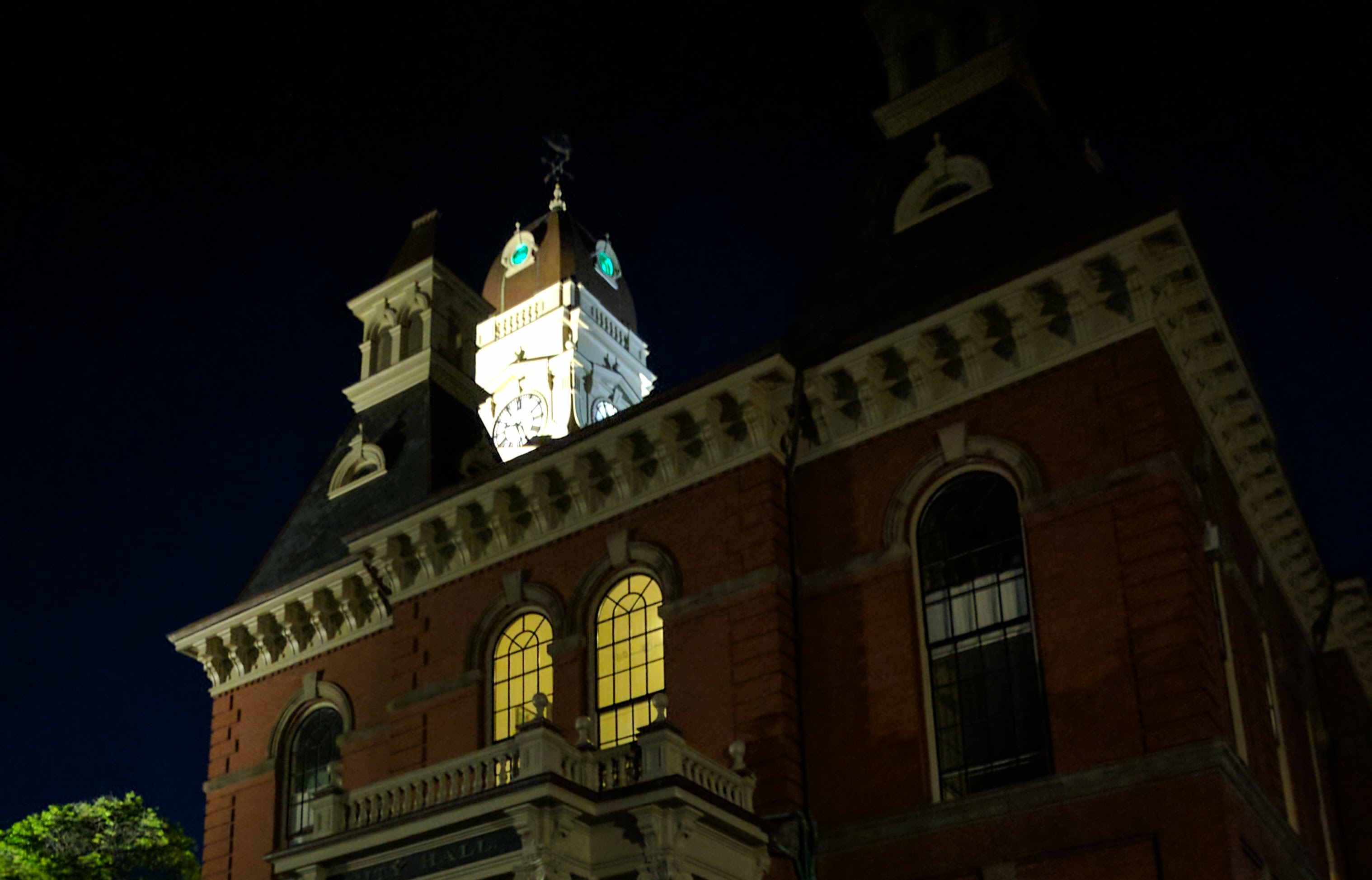color added to lights of City Hall clock tower _20170612_Gloucester MA ©c ryan.jpg