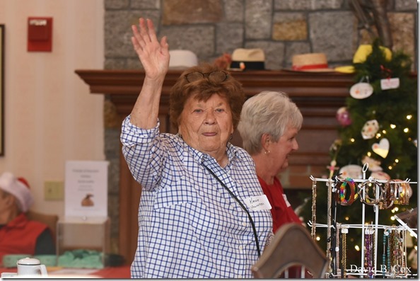 2019 11 24 Seacoast Sale 008