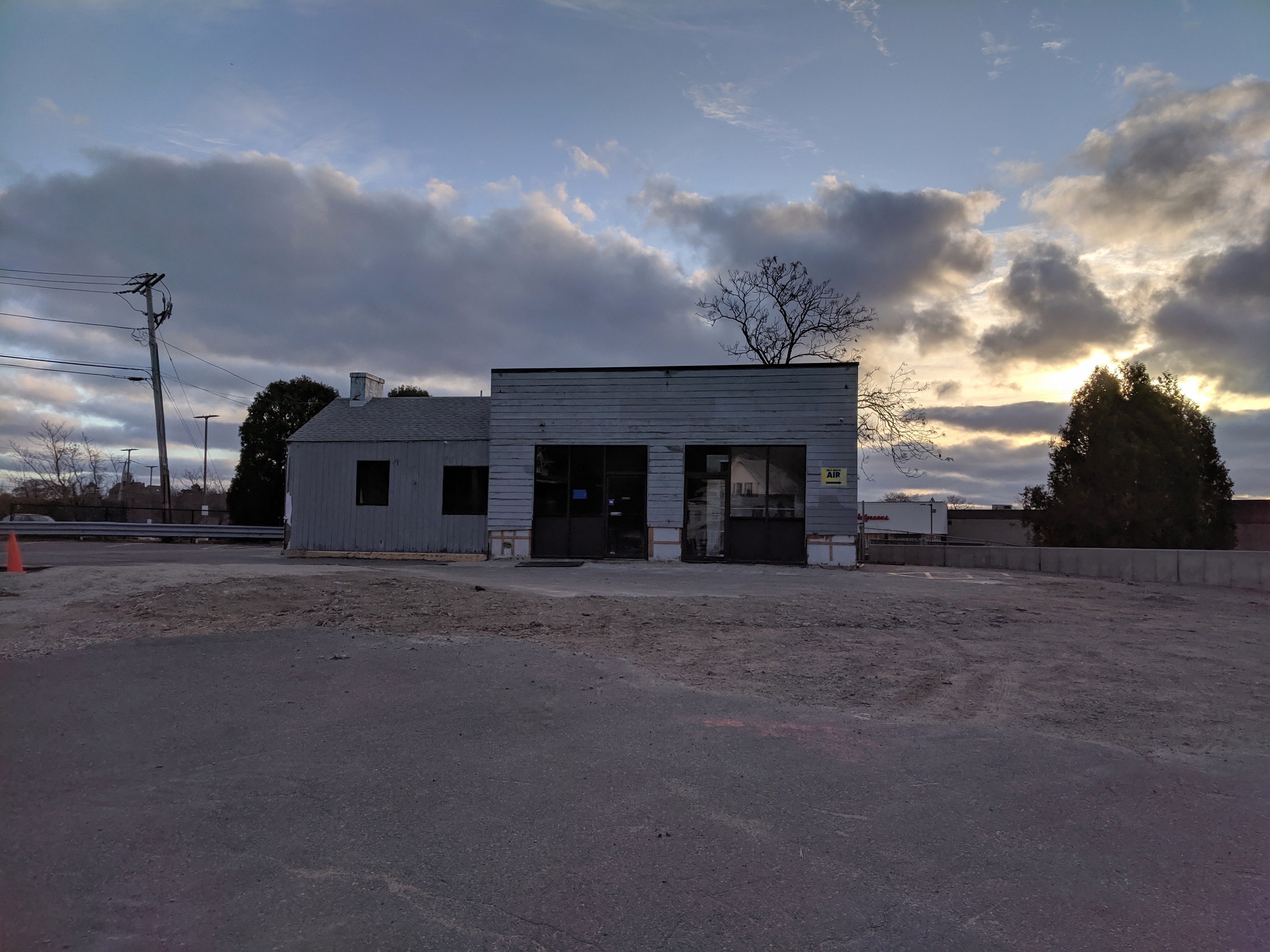 construction status November 2019 for123 Eastern Avenue in Gloucester Mass. Enterprise car rental coming_20191117_©c ryan.jpg