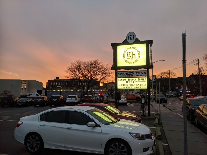 Gloucester House street sign_20191122_Gloucester Ma ©c ryan.jpg