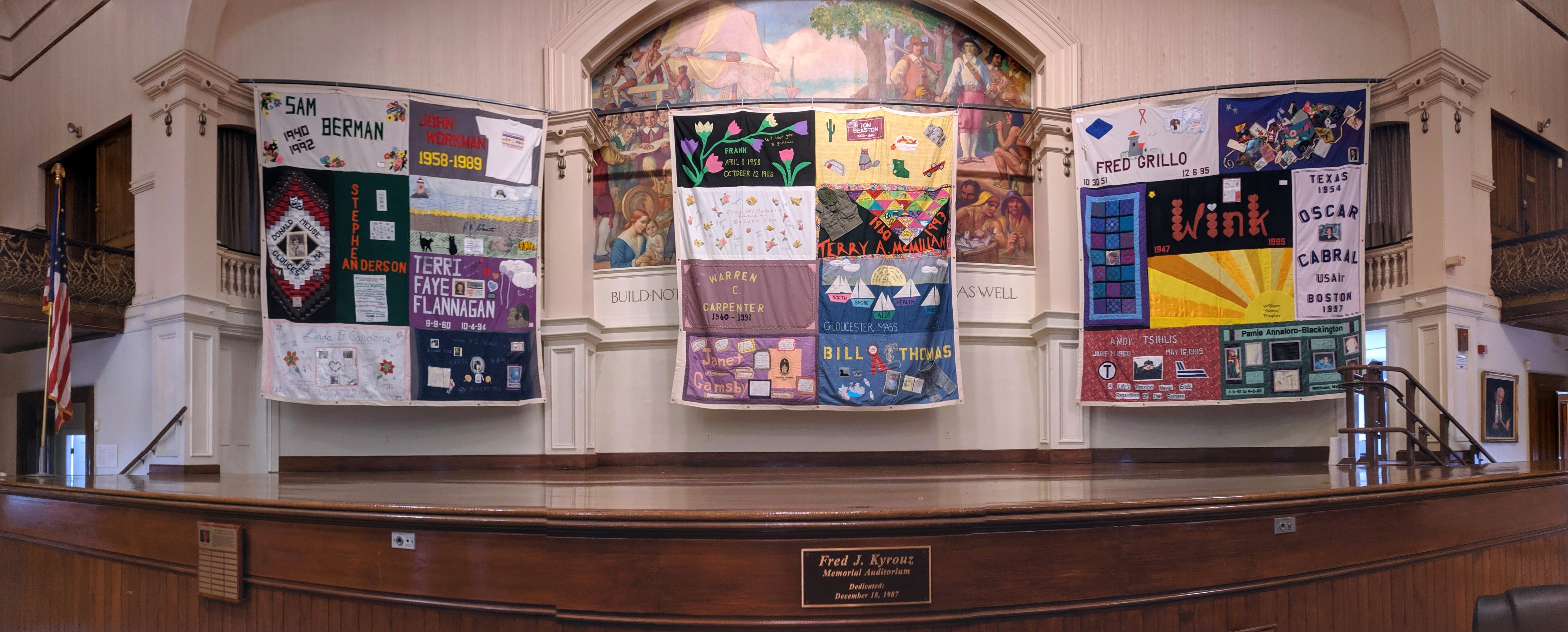 aids quilts on display november december 2019 Kyrouz Auditorium City Hall Gloucester MA ©c ryan