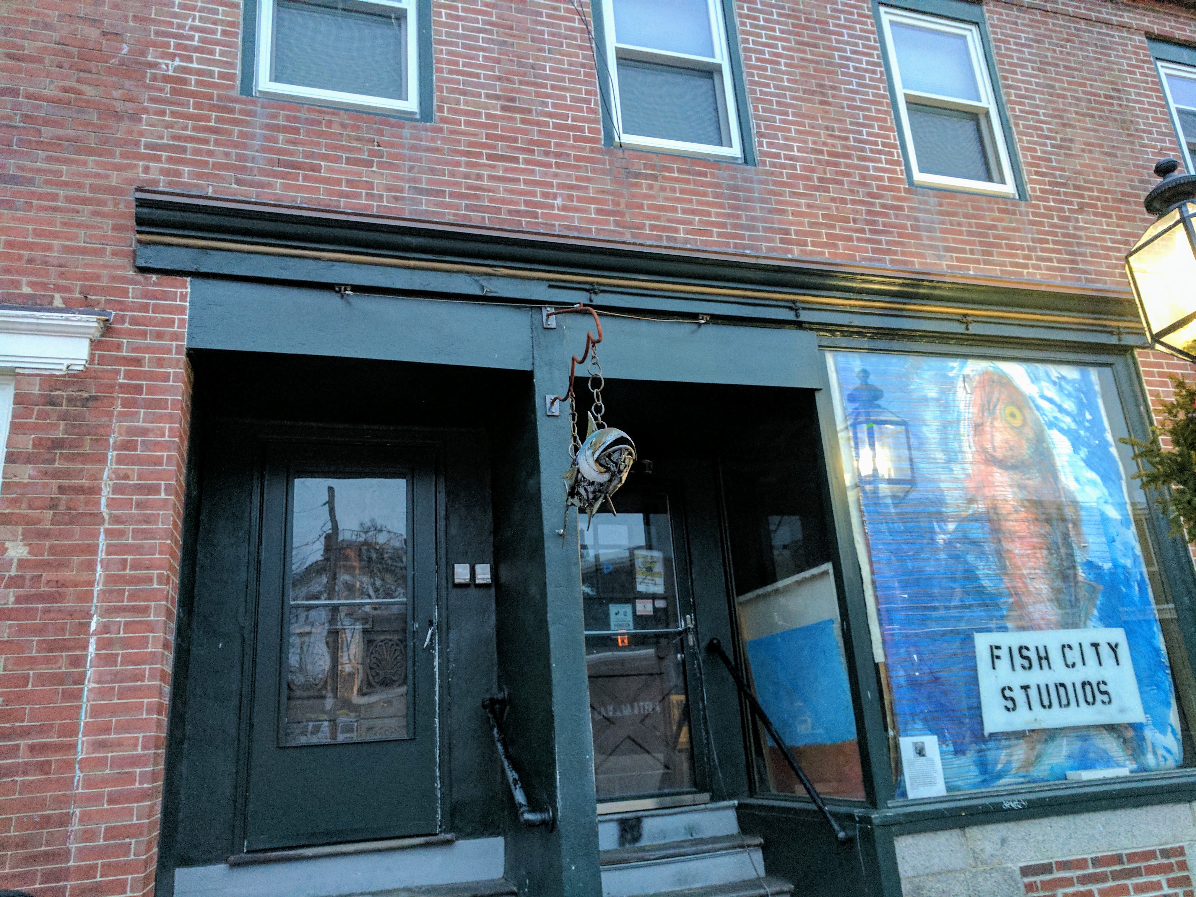 JON SARKIN artist studio_37 Main Street Gloucester Mass_historic west end across from Caffe Sicilia_2017_©c ryan