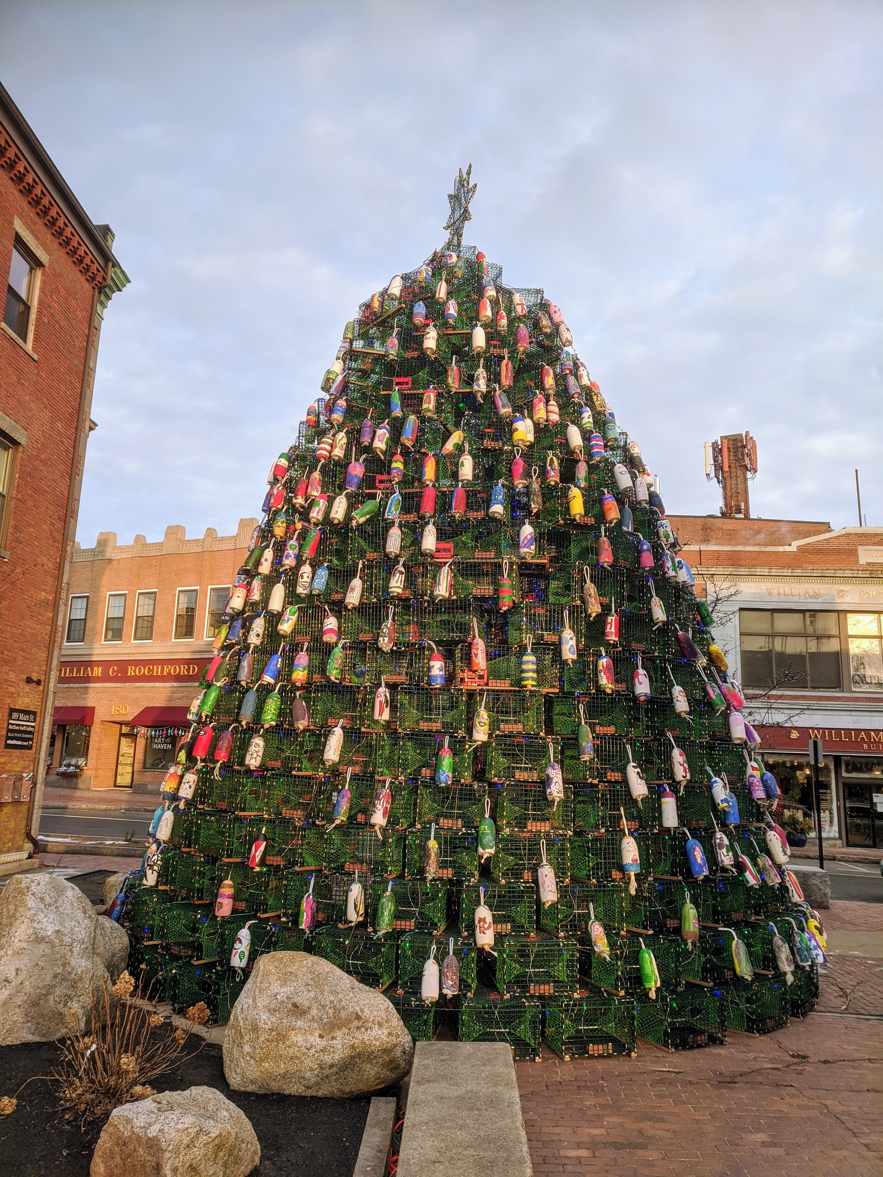 Lobster trap tree Gloucester Ma 2019 day_ buoys hand painted by community kids facilitated by Cape Ann Art Haven ©c ryan (9)