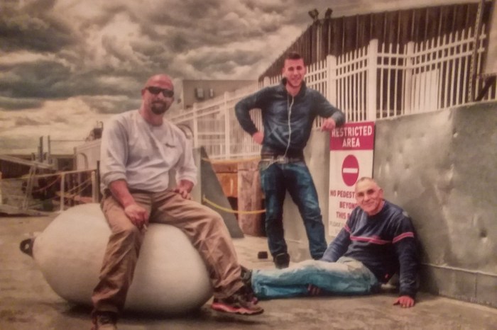 42755502_1571406233825523_r