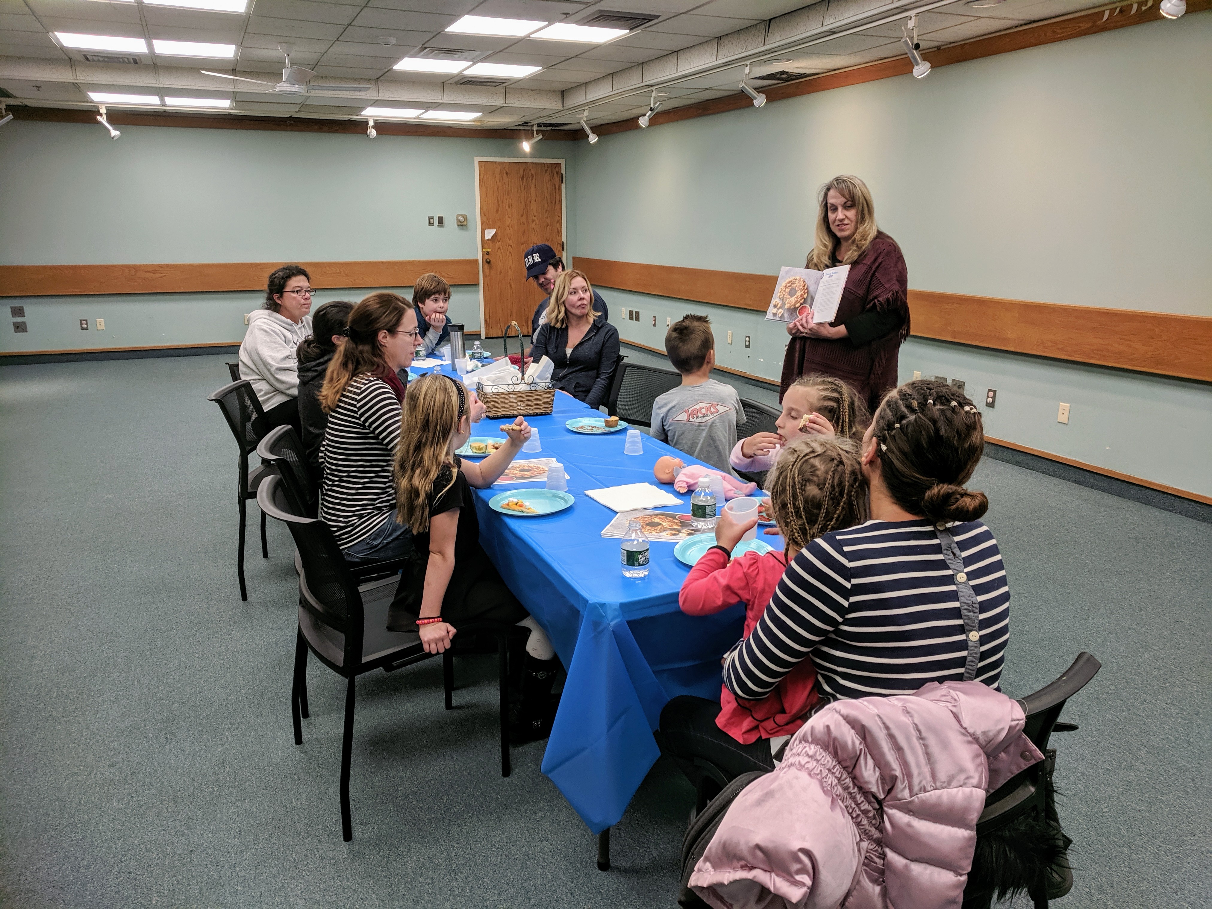 Cook a Book at Sawyer Free children's library _with Justine _20191122_Gloucester Mass c ryan (1)