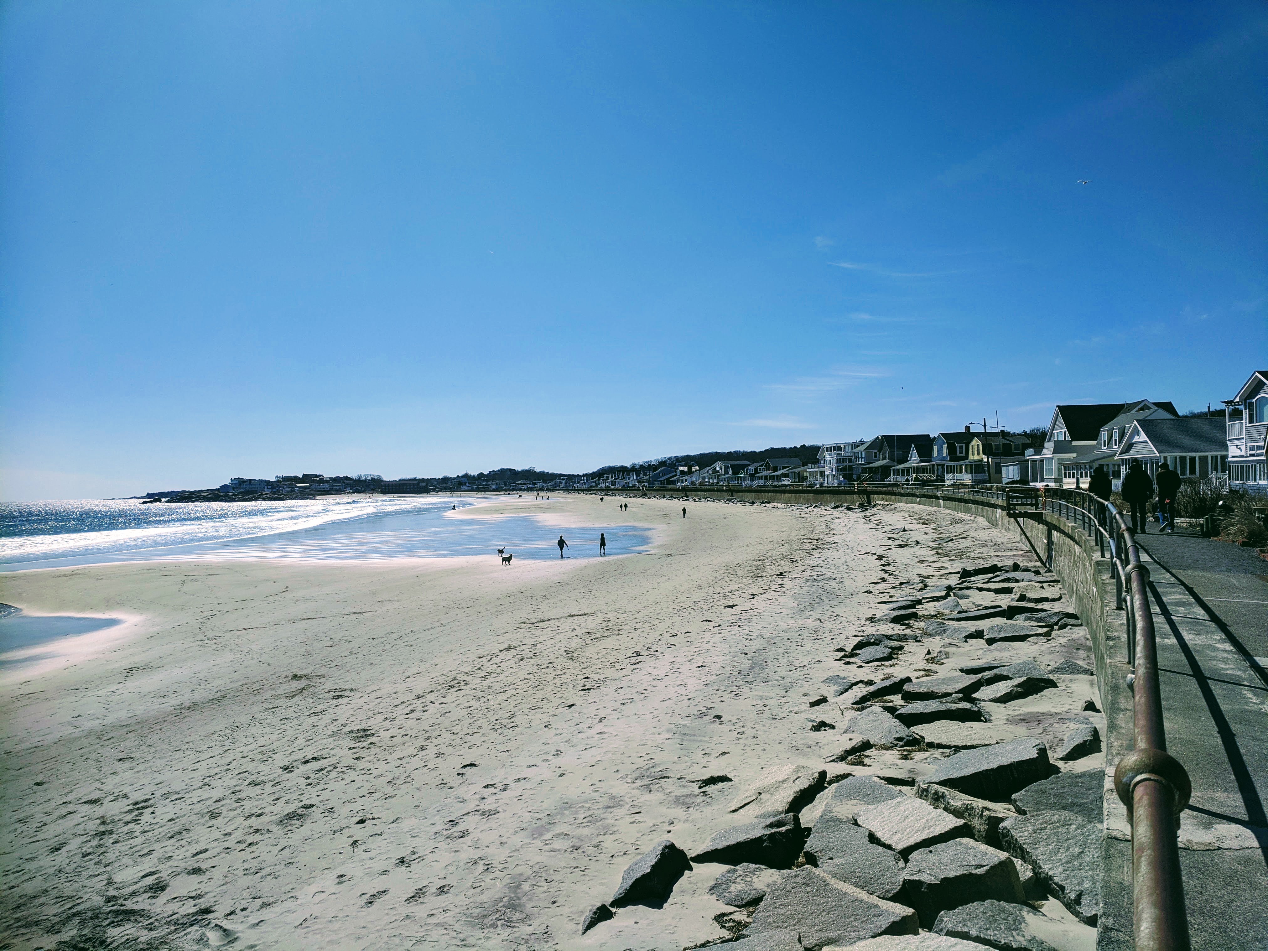 light traffic on_social distancing_Long Beach looking view back to Gloucester MA side_21 march 2020 ©c ryan