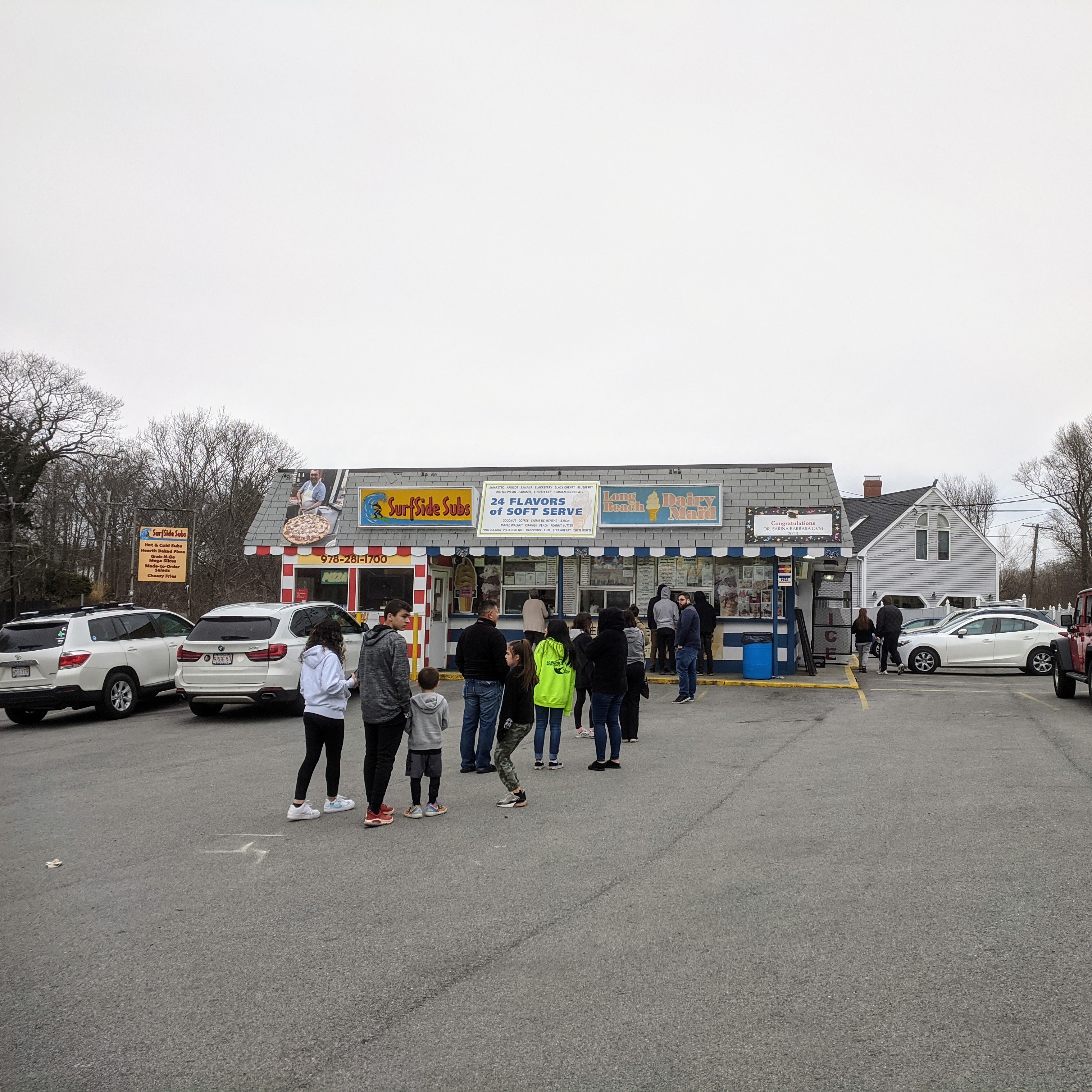 Long Beach Dairy Maid OPEN for the season and social distancing_Gloucester MA_20200328_©c ryan (2)