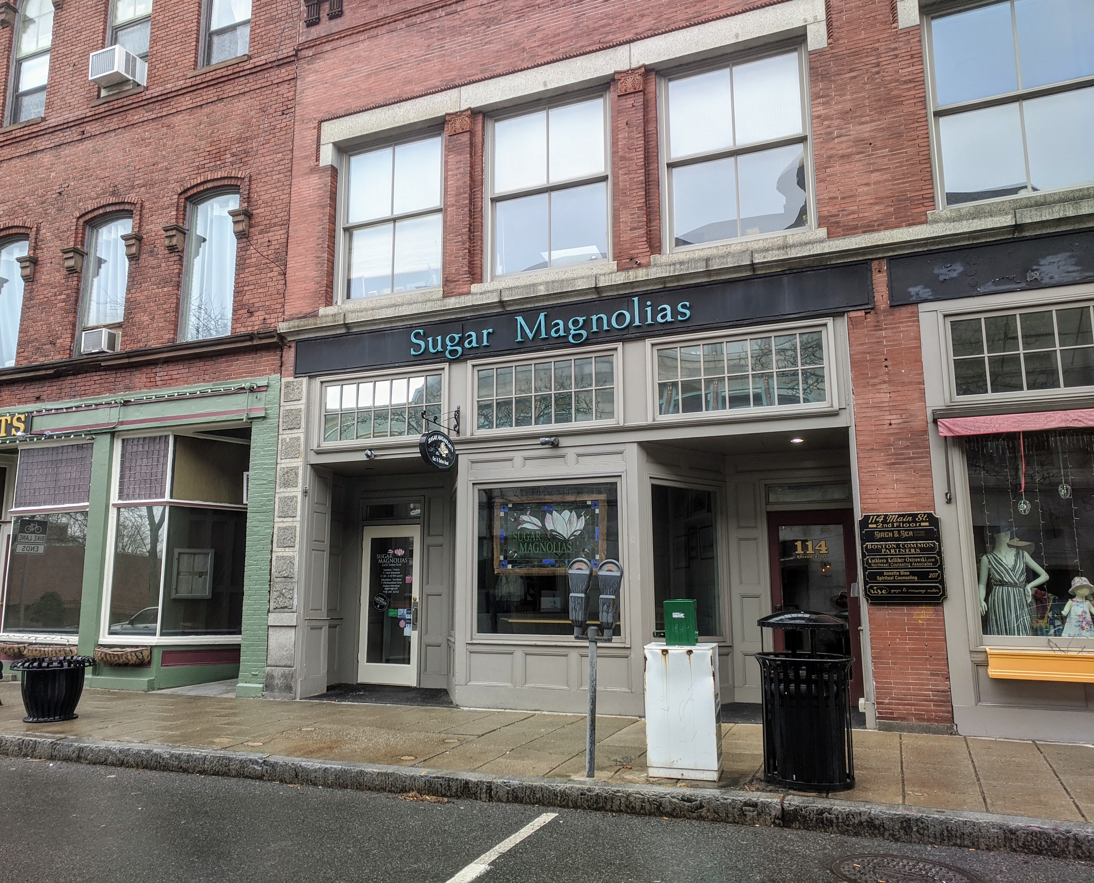 Sugar Magnolia's 112 Main Street Gloucester MA_ storefront_street sign_ March 2020 © c ryan