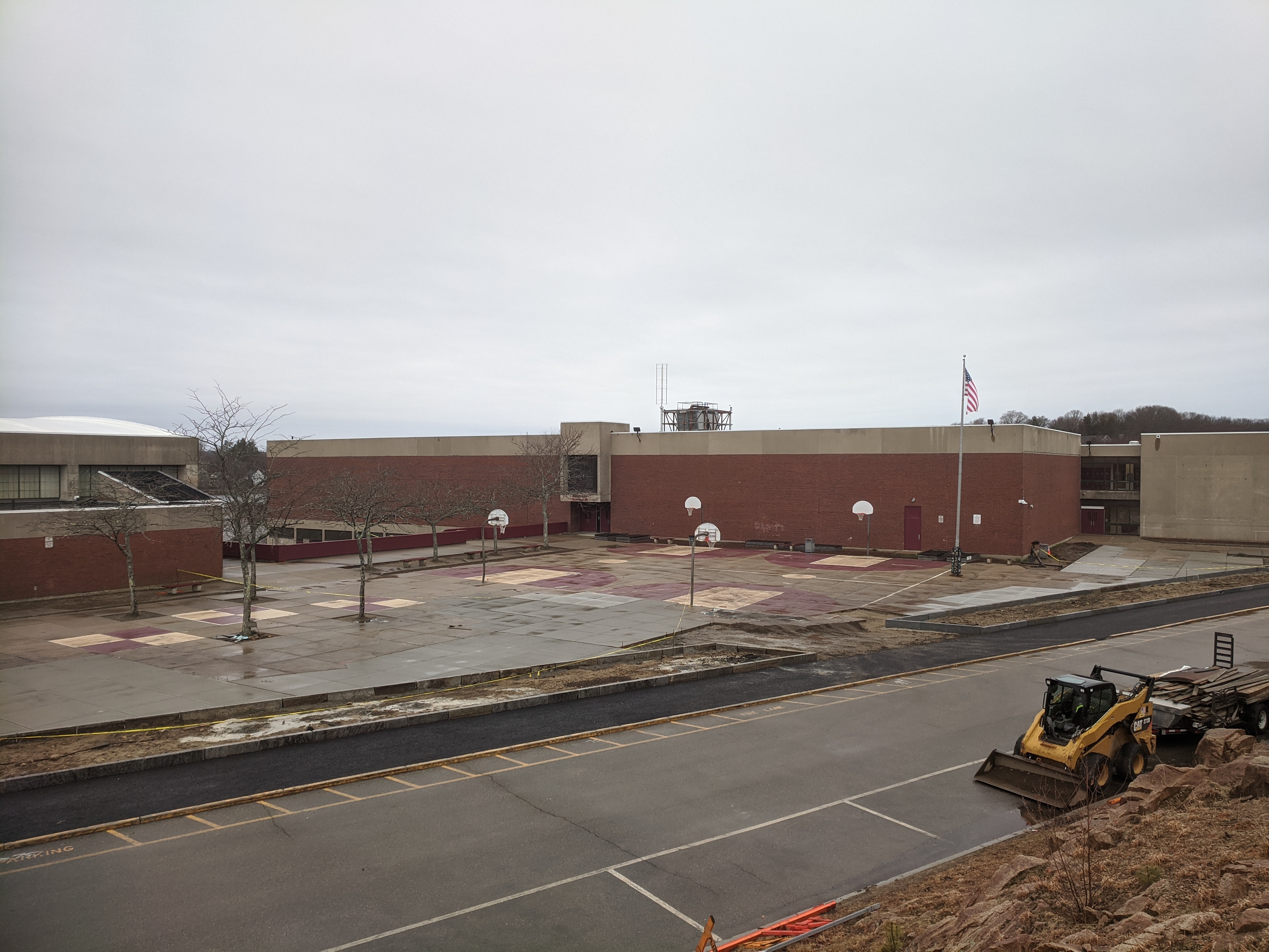 City of Gloucester DPW work on O'Maley courtyard in progress during Covid -19_20200402_ © c ryan (2)