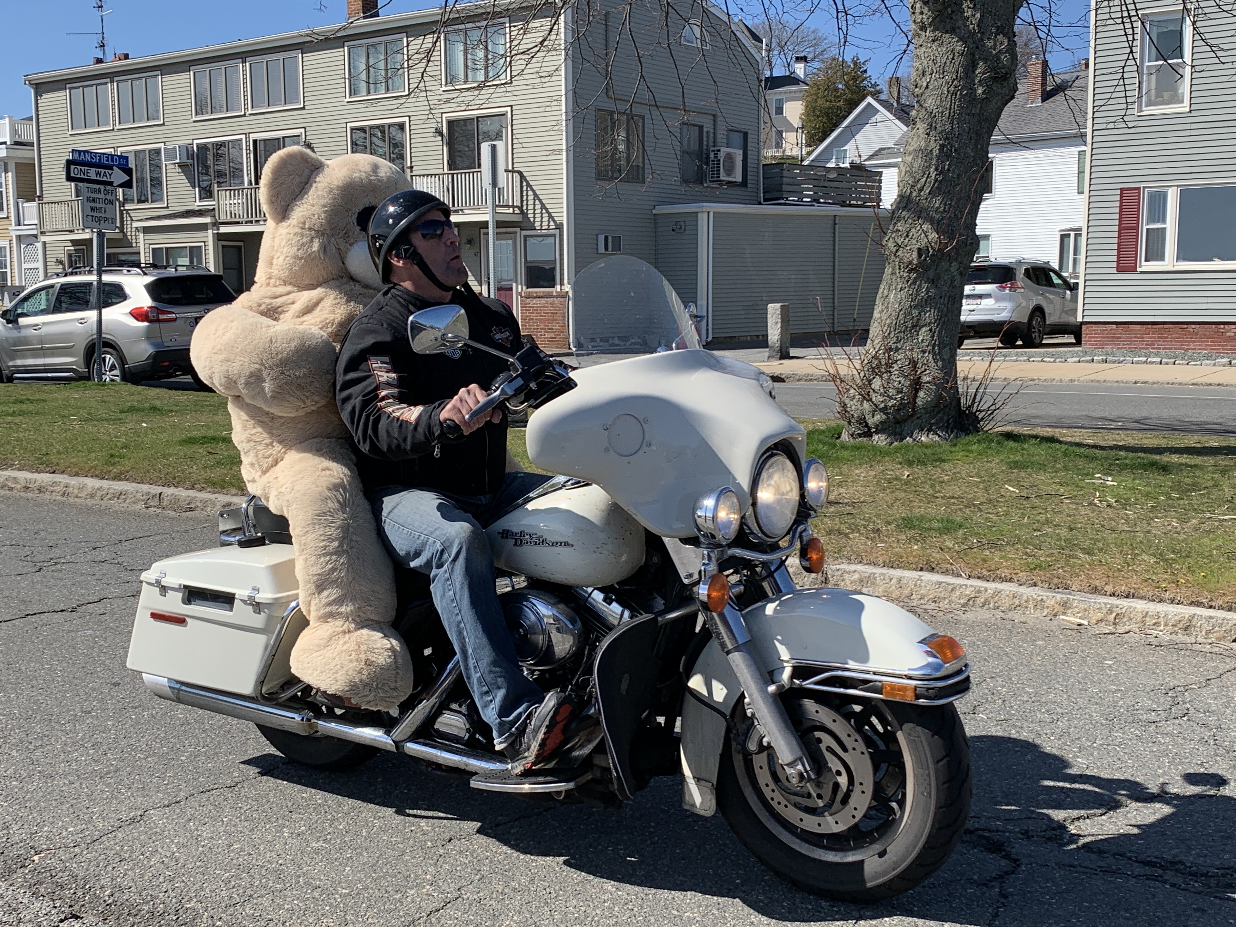 D909B207-D0AE-4002-9326-E633D88D8187