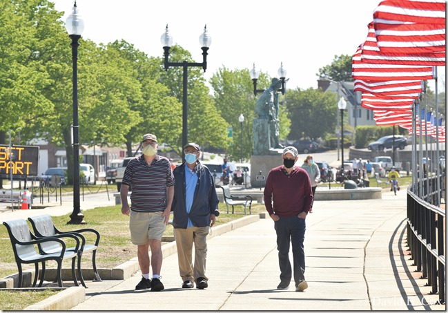 2020 5 28 Walks Blvd 004