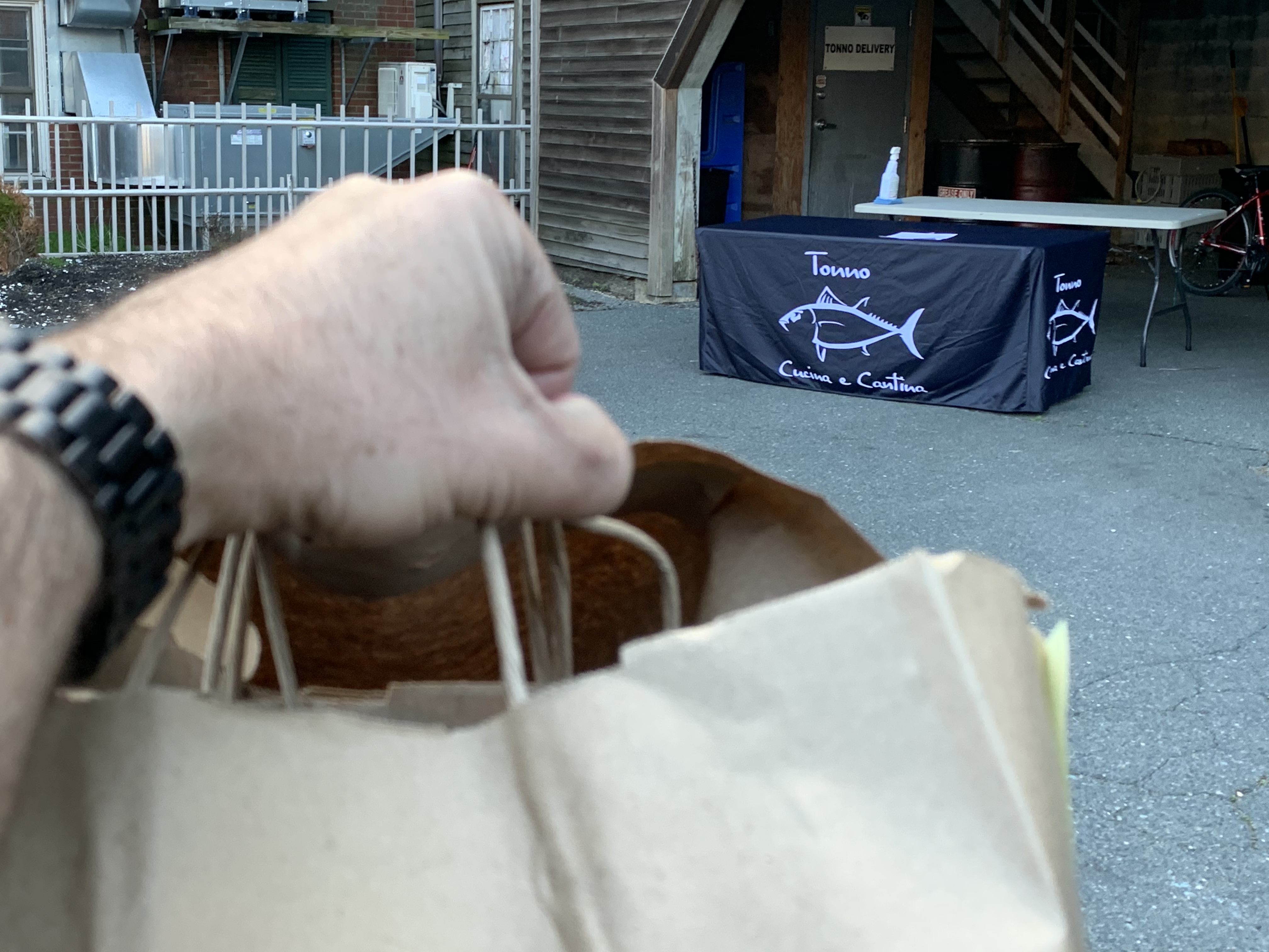 283FF8D7-59DF-4C13-A8B9-B0C4060CBD3E