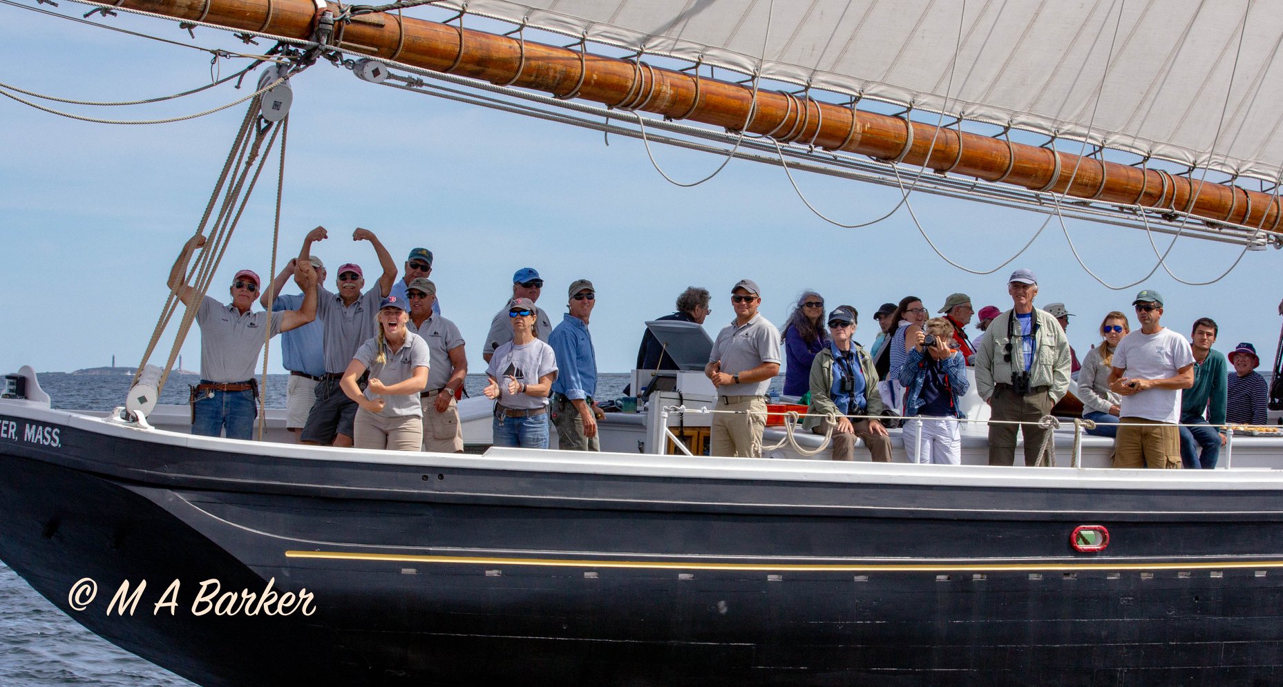 2019 End of Season shot of crew &amp; volunteers on board (2)