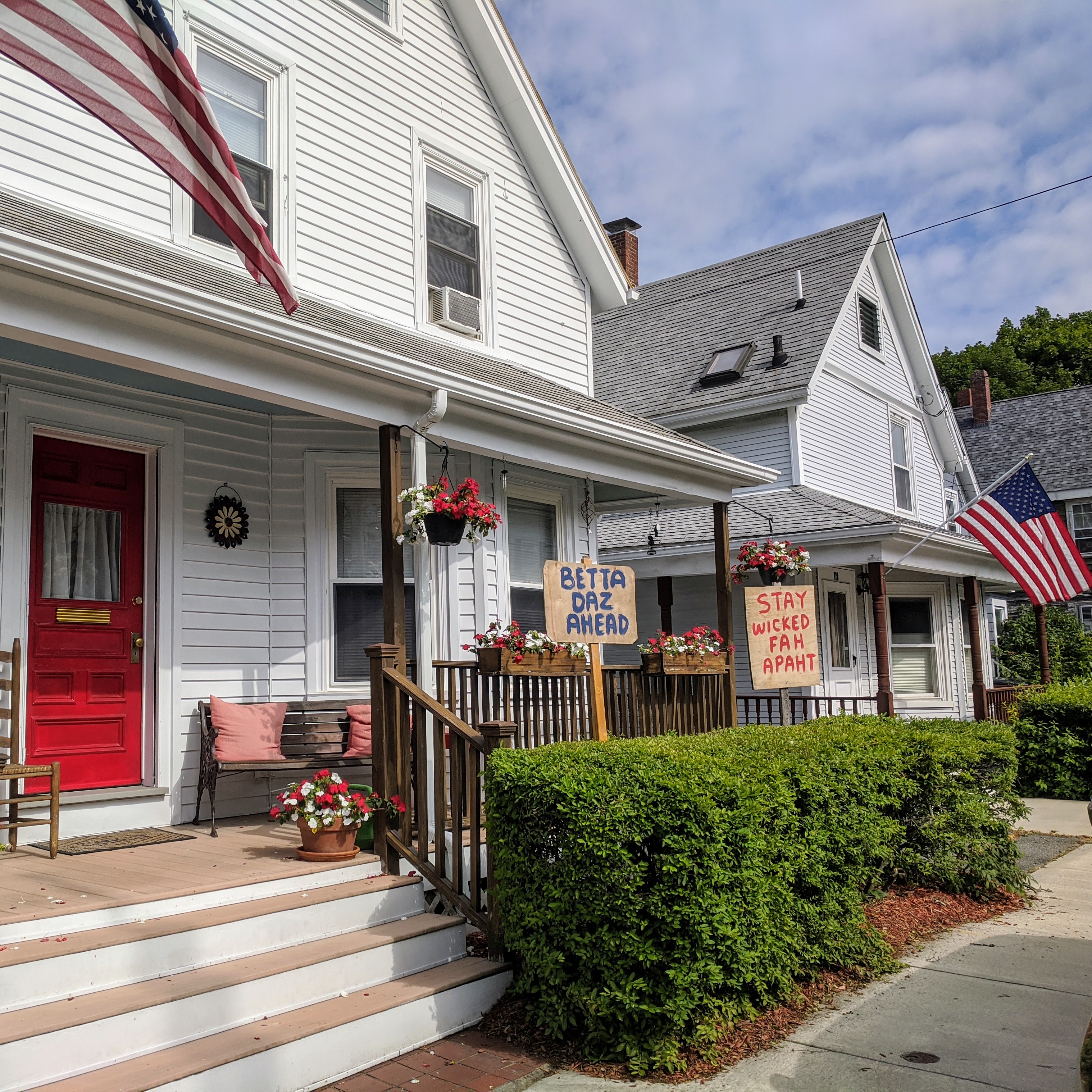 Betta Daz Ahead_signs of times covid-19 Gloucester Mass-20200707_©c ryan